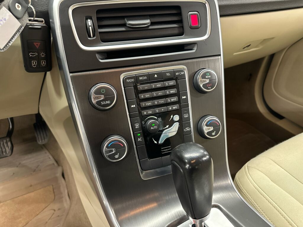 Volvo S60 2011 Sininen