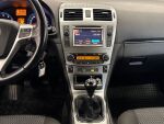 Toyota Avensis 2012 Musta