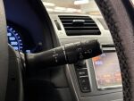 Toyota Avensis 2012 Musta