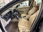 Volvo XC60 2012 Musta