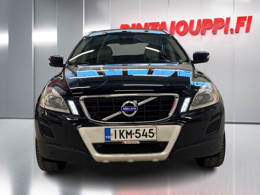 Volvo XC60 2012 Musta