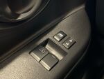 Nissan Micra 2012 Punainen