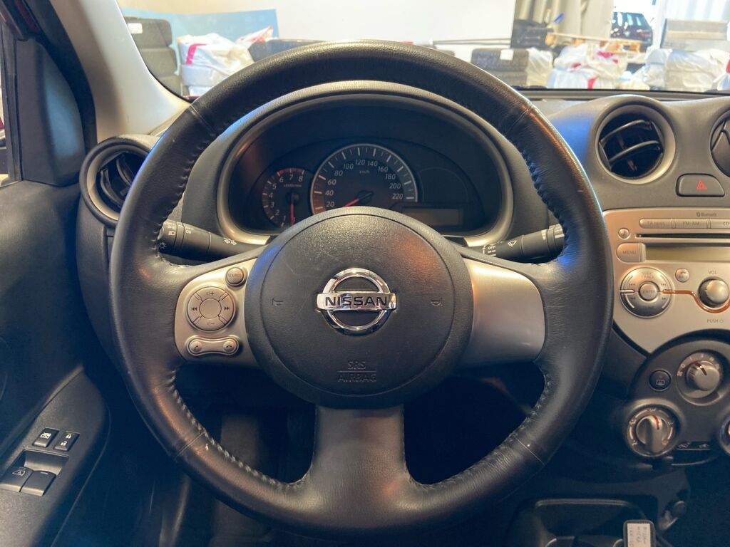 Nissan Micra 2012 Punainen