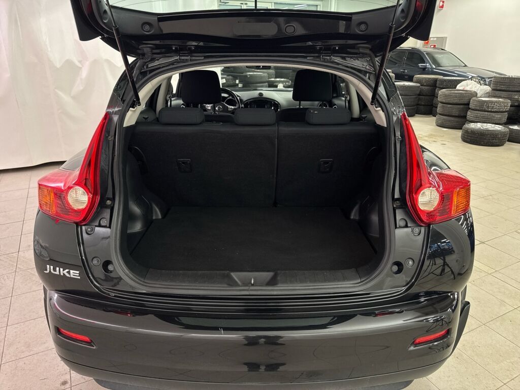 Nissan Juke 2012 Musta