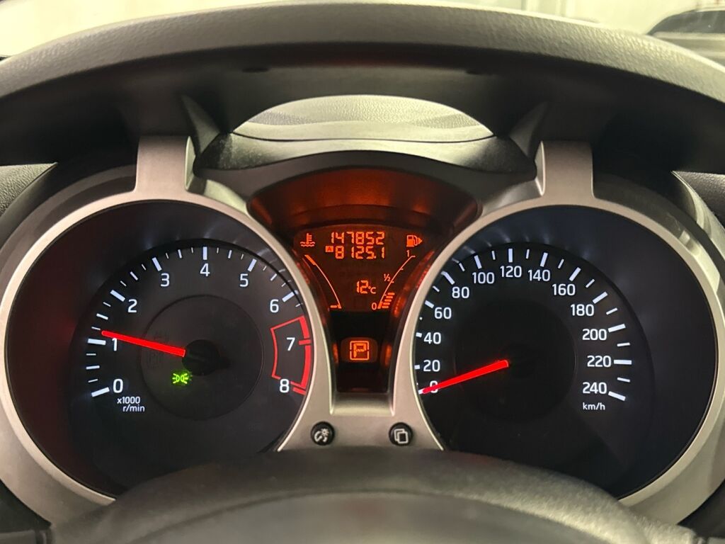 Nissan Juke 2012 Musta