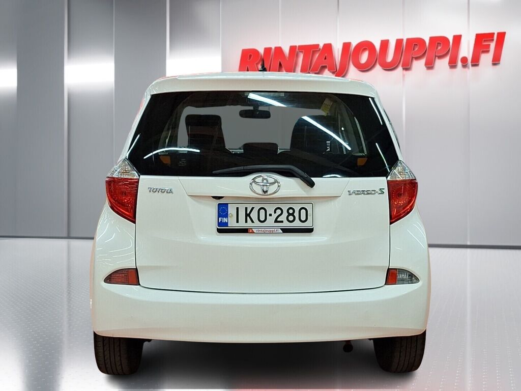 Toyota Verso-S 2012 Valkoinen