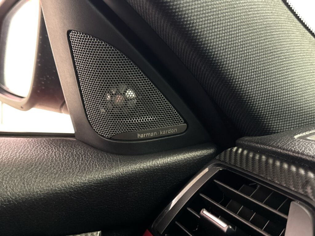 BMW 335 2013 Punainen