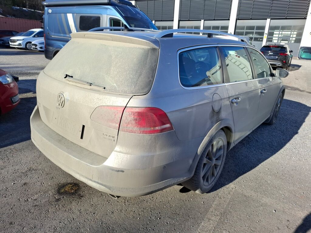 Volkswagen Passat 2013 Harmaa