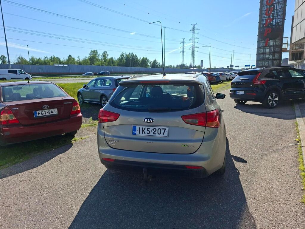 Kia Ceed 2012 Hopea