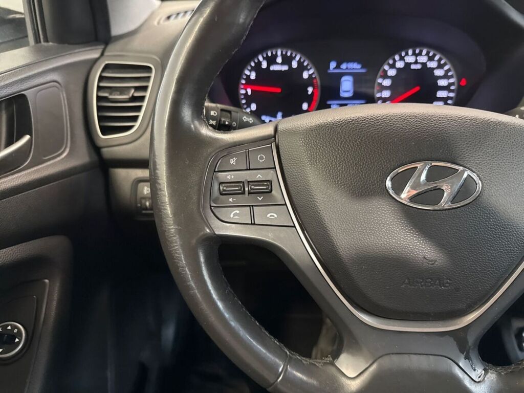 Hyundai i20 Hatchback 2019 Valkoinen