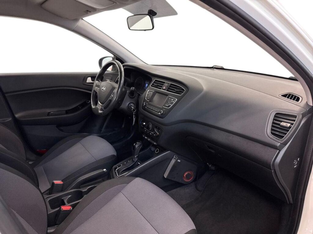 Hyundai i20 Hatchback 2019 Valkoinen