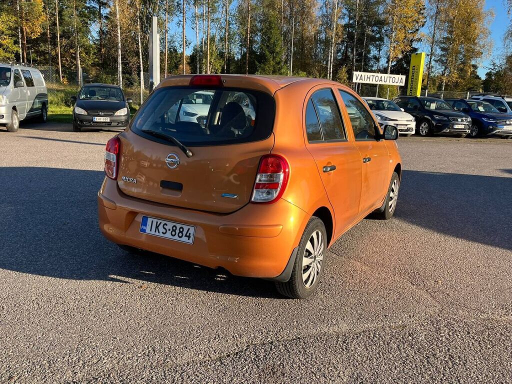 Nissan Micra 2012 Oranssi
