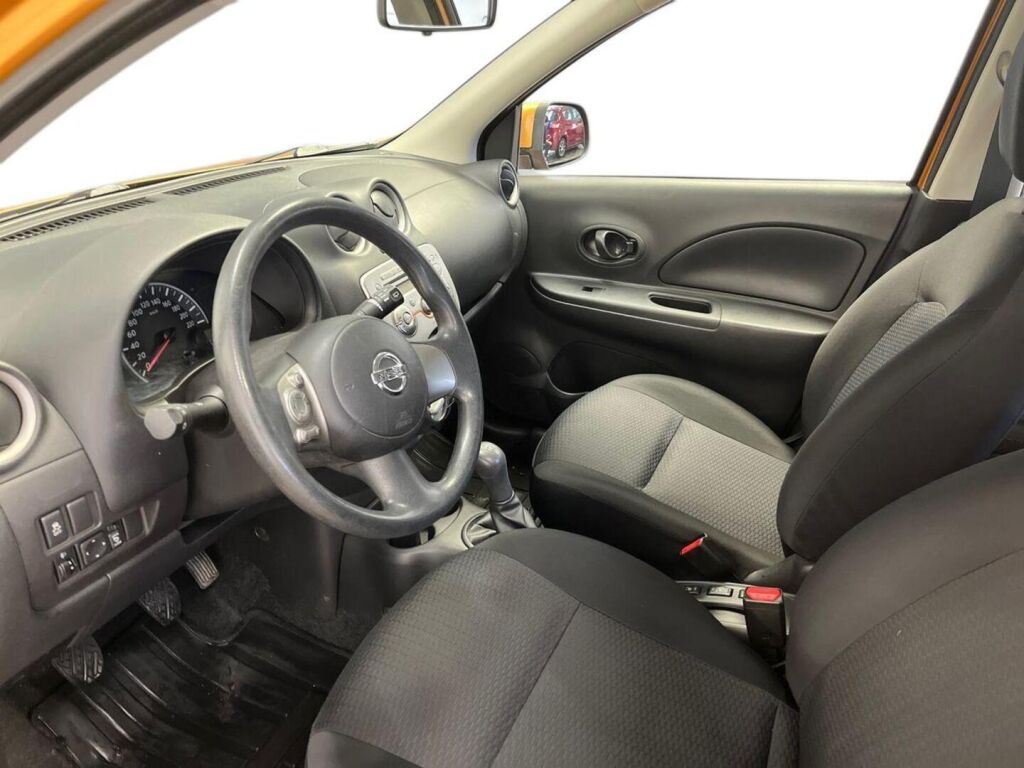 Nissan Micra 2012 Oranssi
