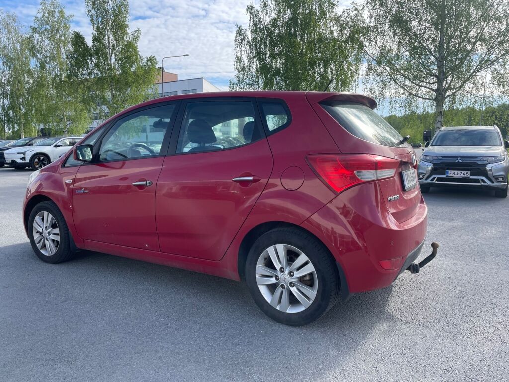 Hyundai ix20 2012 Punainen