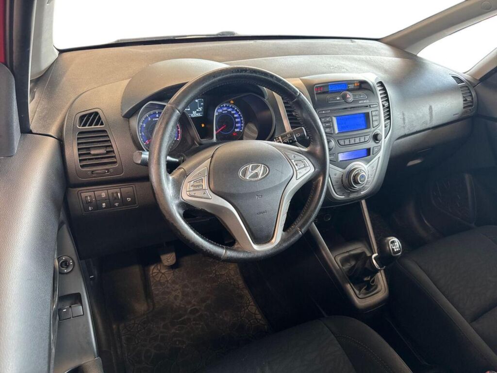 Hyundai ix20 2012 Punainen