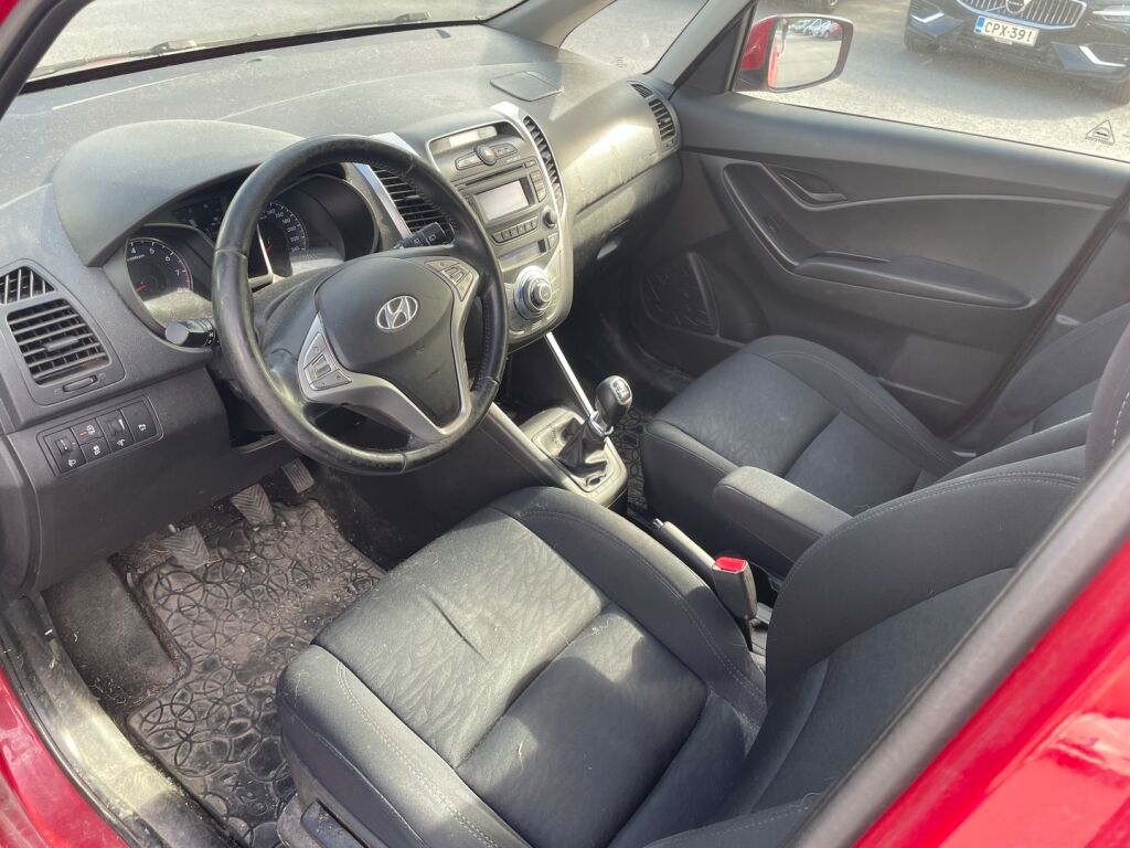 Hyundai ix20 2012 Punainen