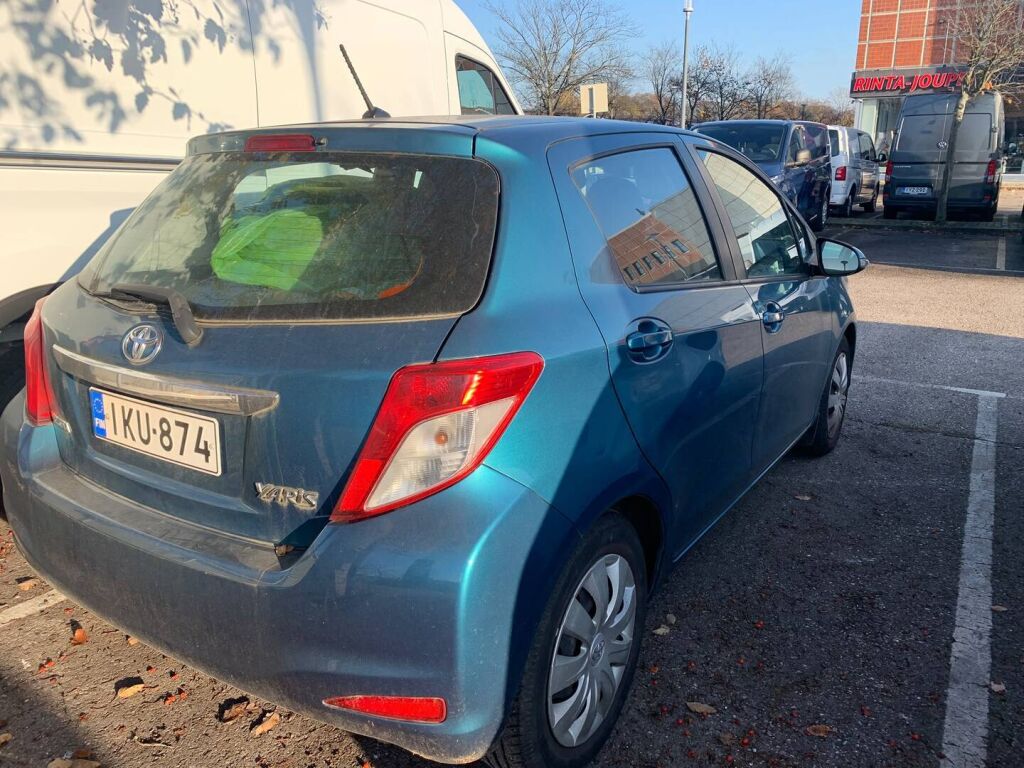 Toyota Yaris 2012 Turkoosi