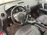 Nissan Qashqai+2 2012 Punainen