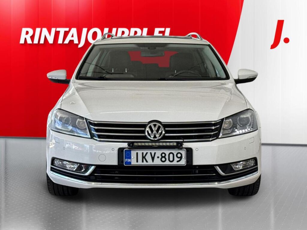 Volkswagen Passat 2013 Valkoinen
