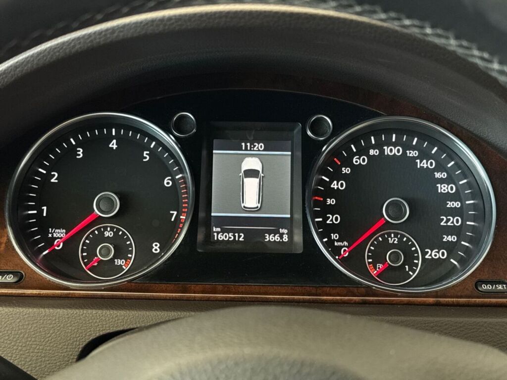 Volkswagen Passat 2013 Valkoinen