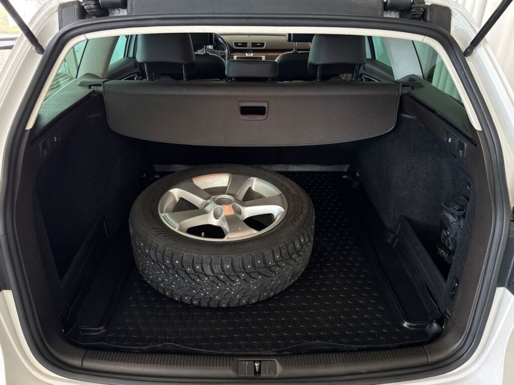 Volkswagen Passat 2013 Valkoinen