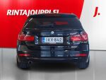 BMW 320 2012 Musta