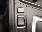 BMW 320 2012 Musta