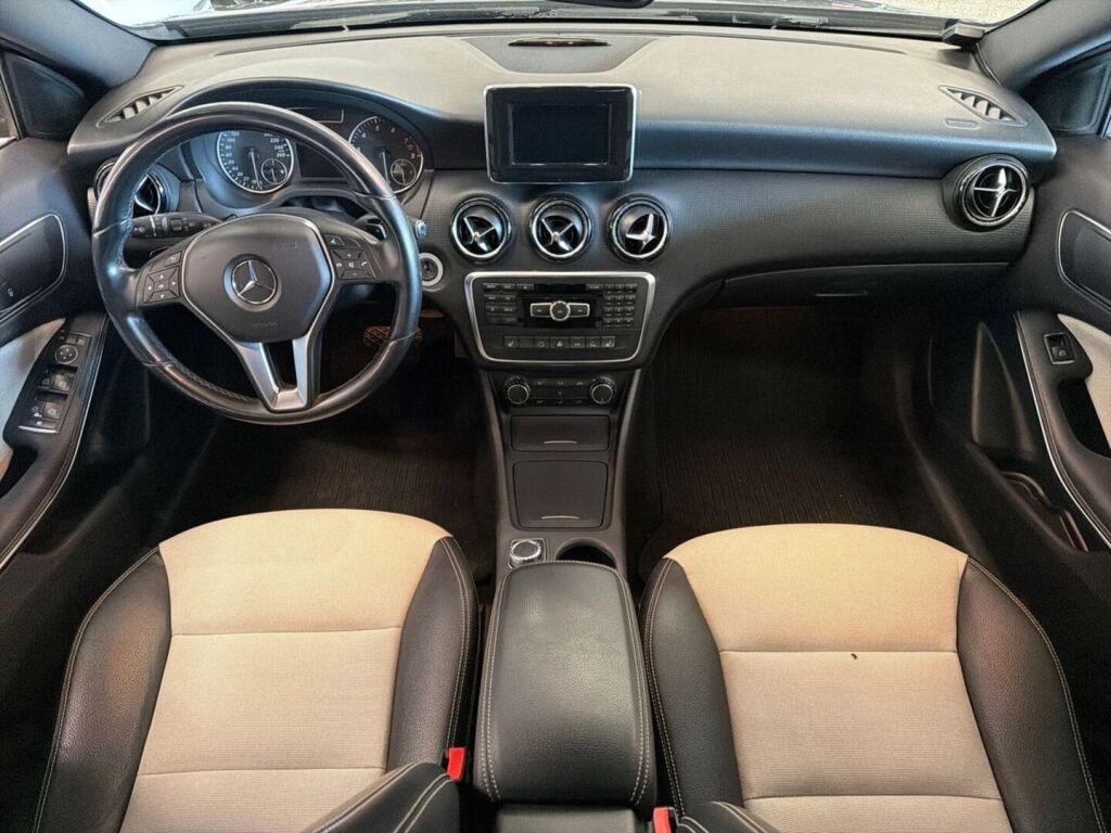 Mercedes-Benz A 2013 Harmaa