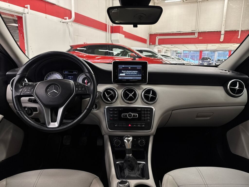 Mercedes-Benz A 2013 Harmaa