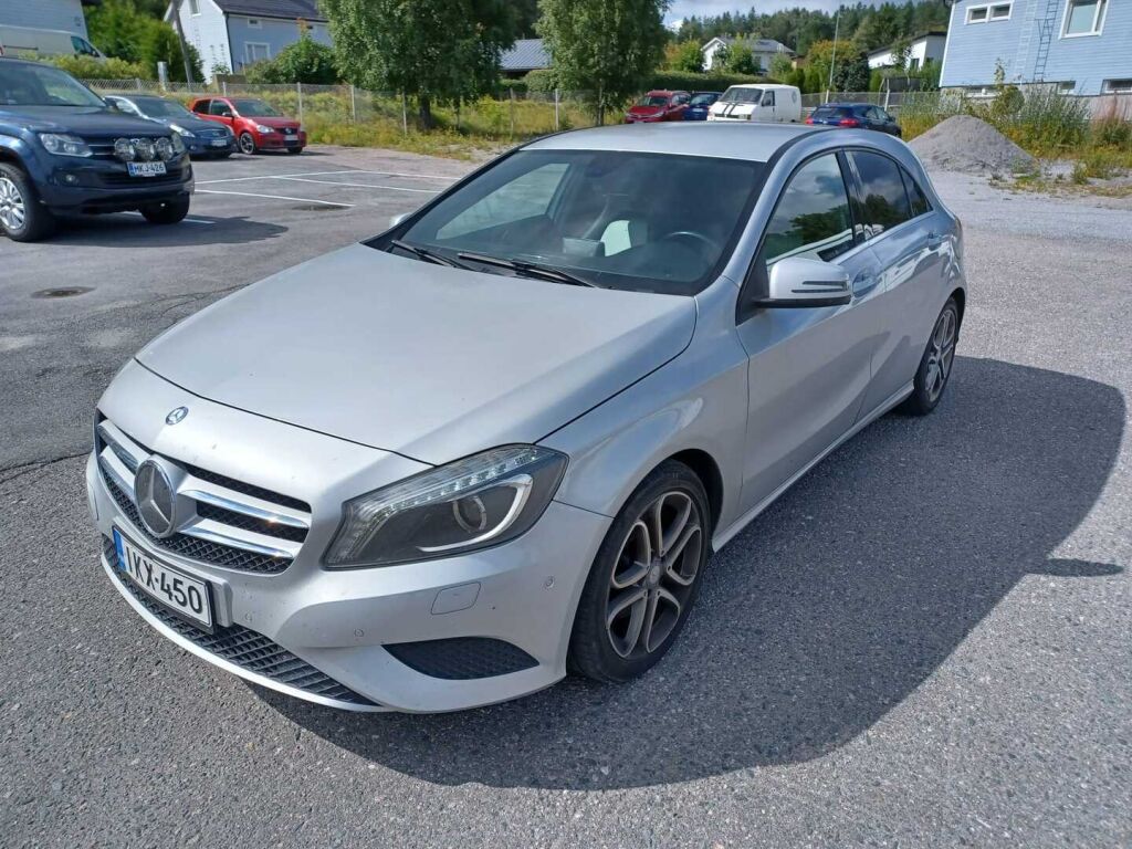 Mercedes-Benz A 2012 Harmaa