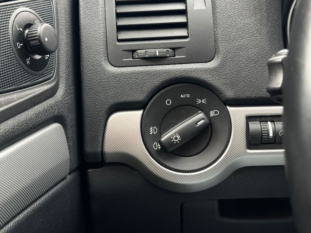 Skoda Octavia 2013 Punainen