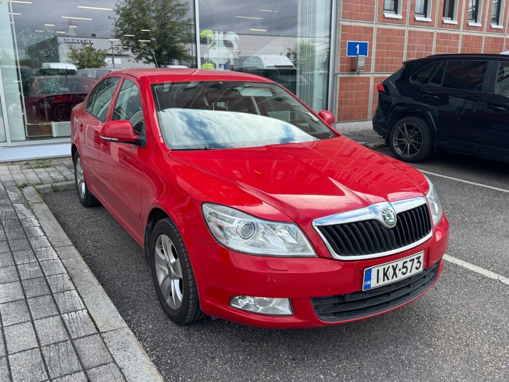 Skoda Octavia 2013 Punainen