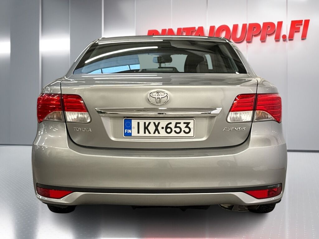 Toyota Avensis 2012 Harmaa