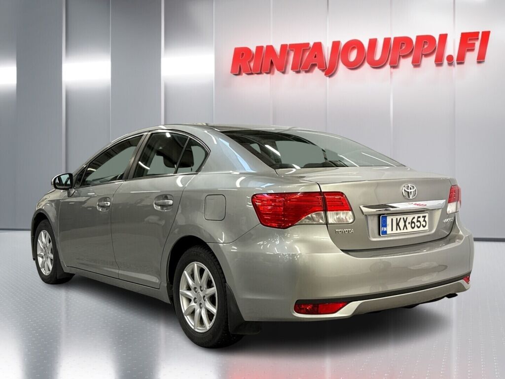 Toyota Avensis 2012 Harmaa