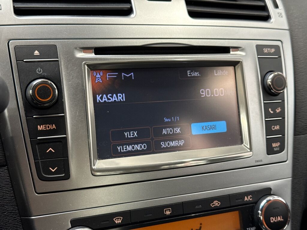 Toyota Avensis 2012 Harmaa