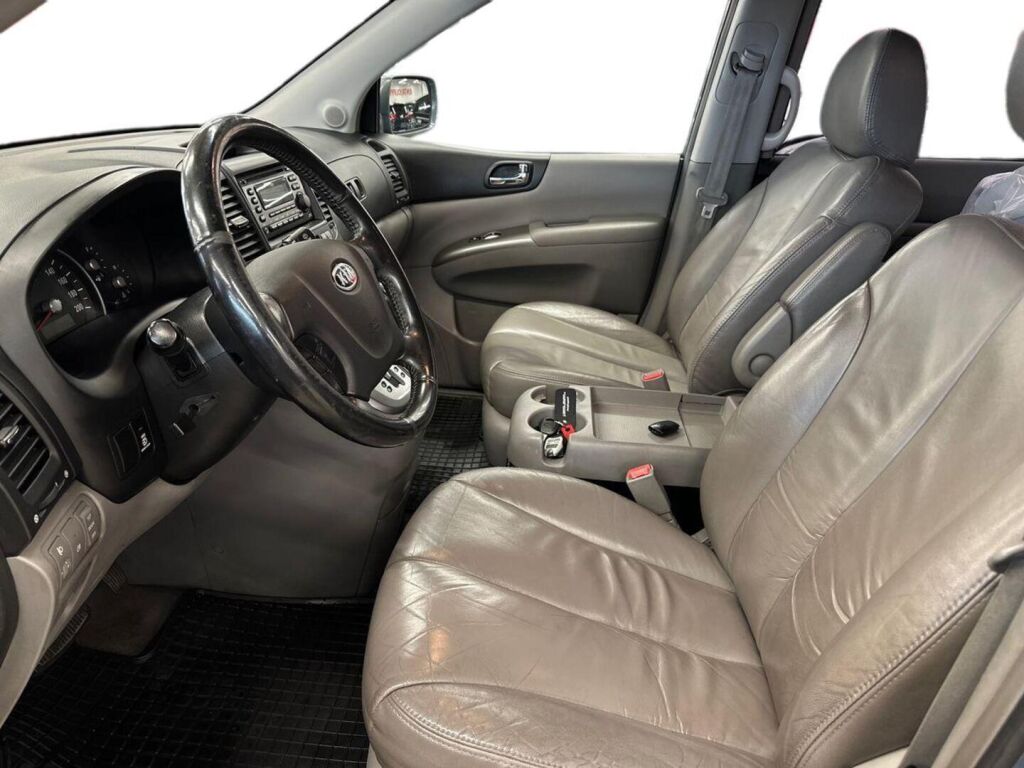 Kia Carnival 2,9 CRDi EX 5D A/T 7P 2007, kuva 6/14