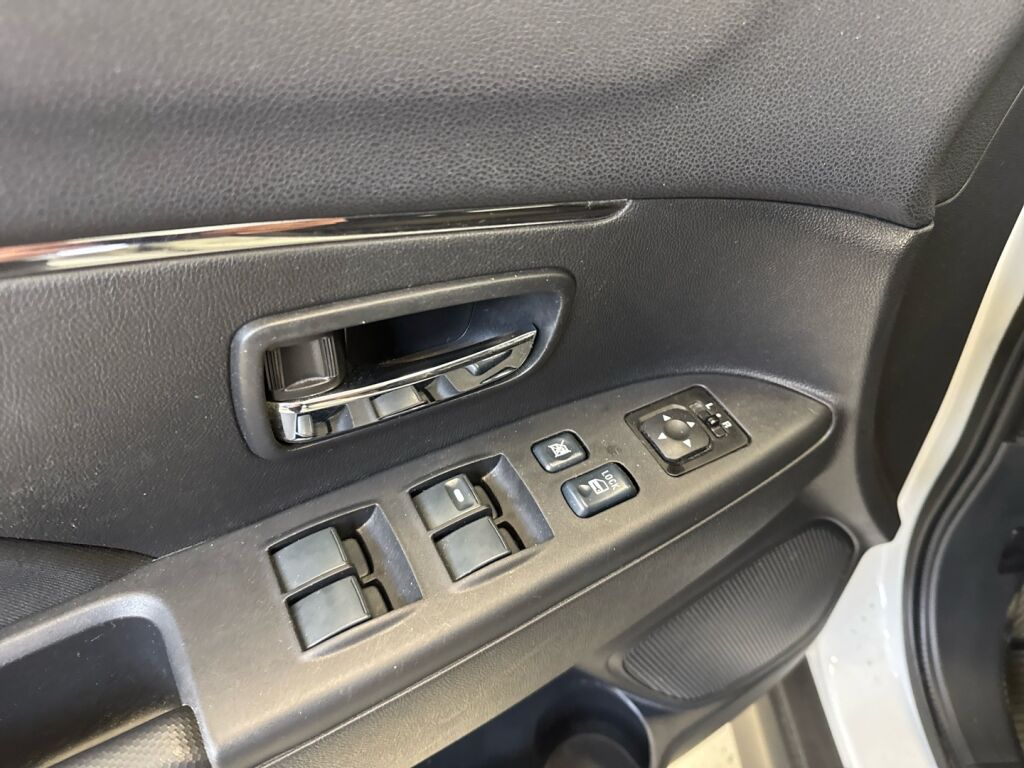 Mitsubishi ASX 2014 Valkoinen