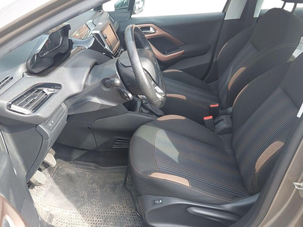 Peugeot 208 2013 Harmaa