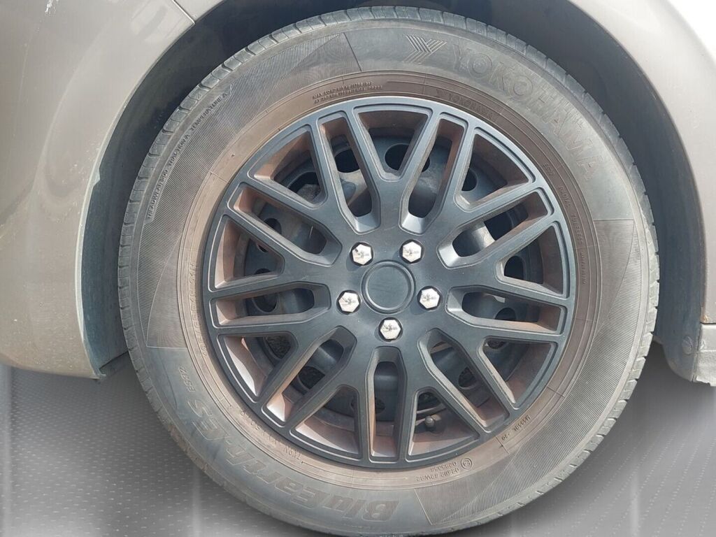 Peugeot 208 2013 Harmaa