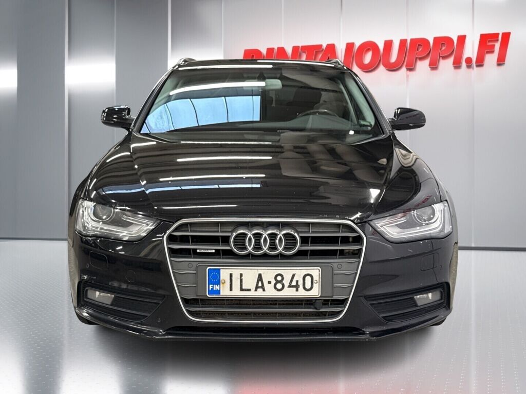 Audi A4 2013 Musta