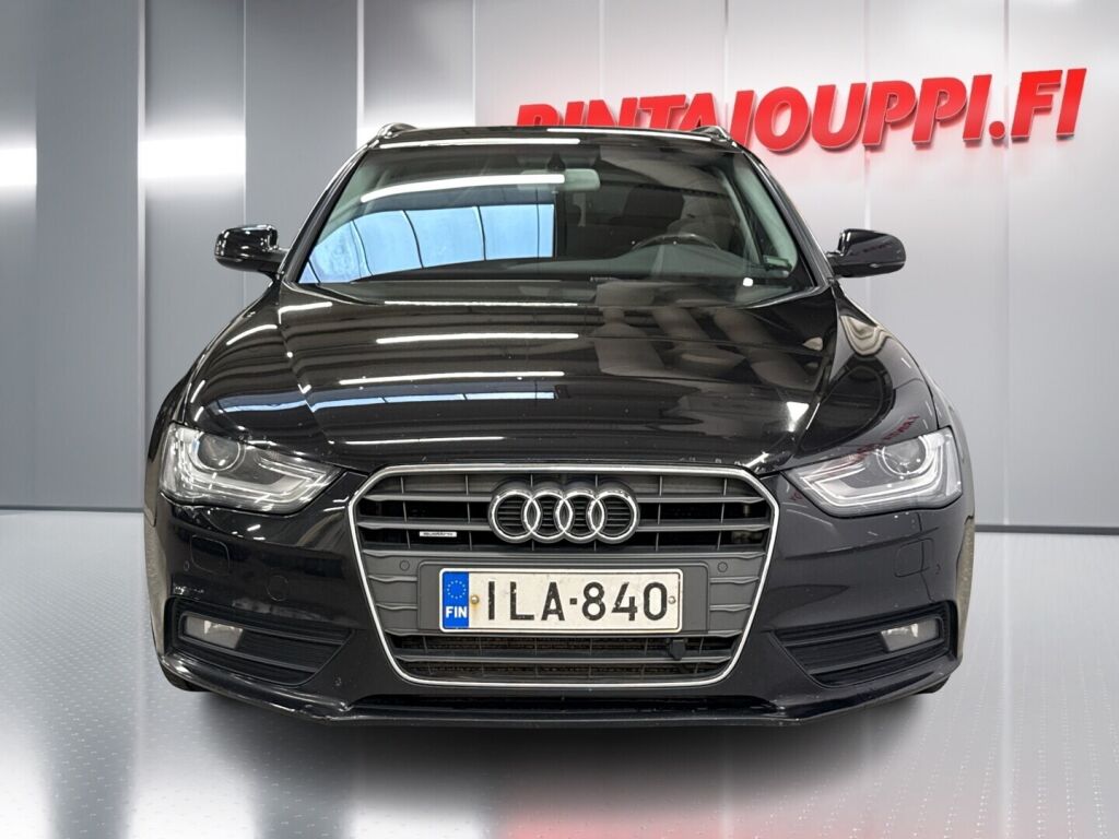 Audi A4 2013 Musta