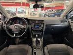 Volkswagen Golf 2013 Musta