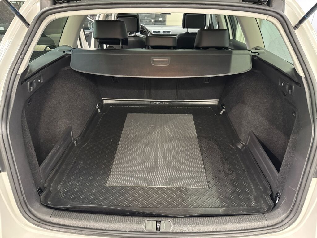 Volkswagen Passat 2013 Valkoinen