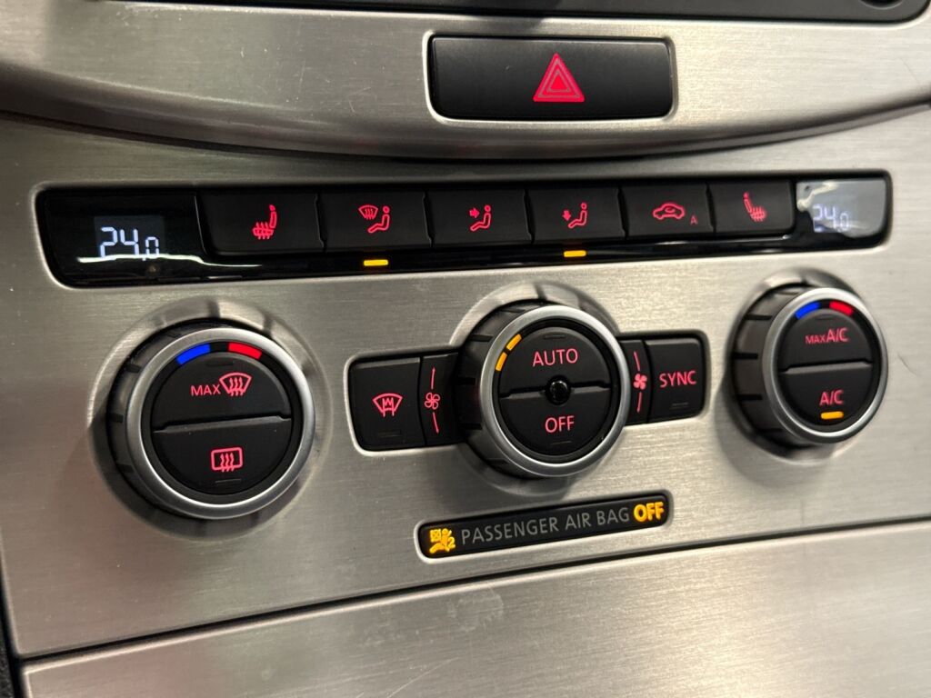 Volkswagen Passat 2013 Valkoinen