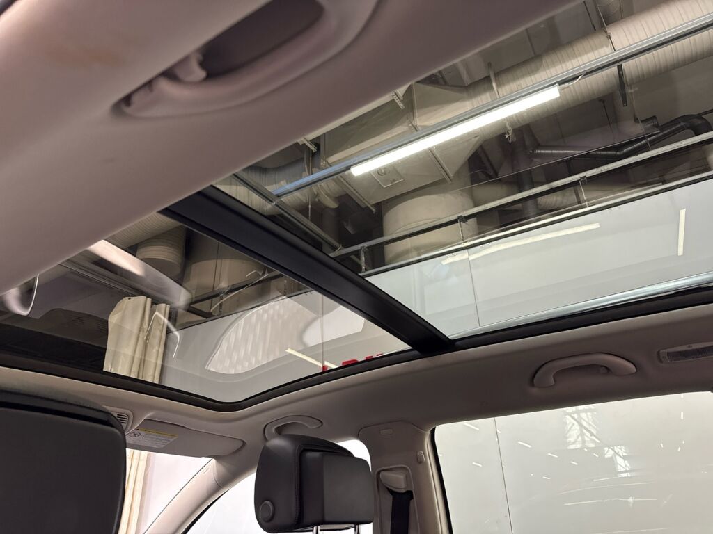 Volkswagen Passat 2013 Valkoinen