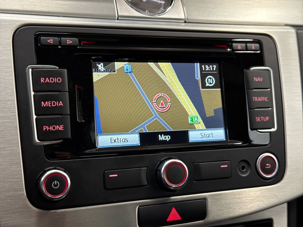 Volkswagen Passat 2013 Valkoinen