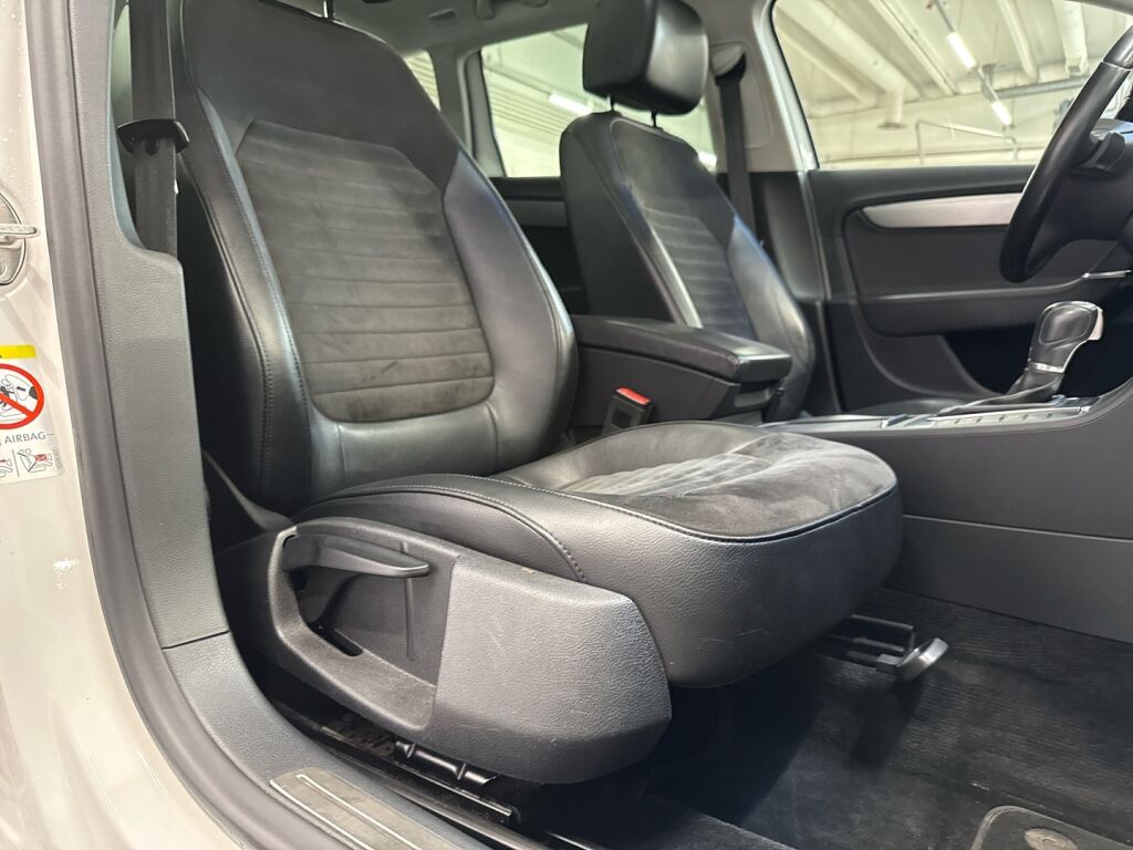 Volkswagen Passat 2013 Valkoinen