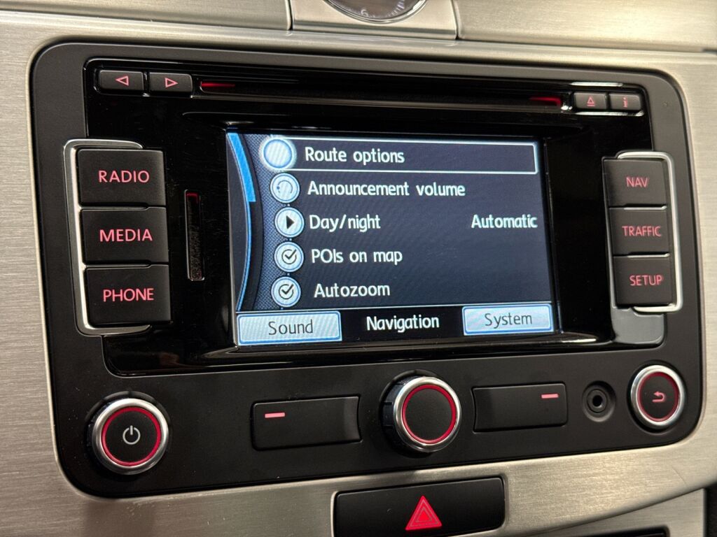 Volkswagen Passat 2013 Valkoinen