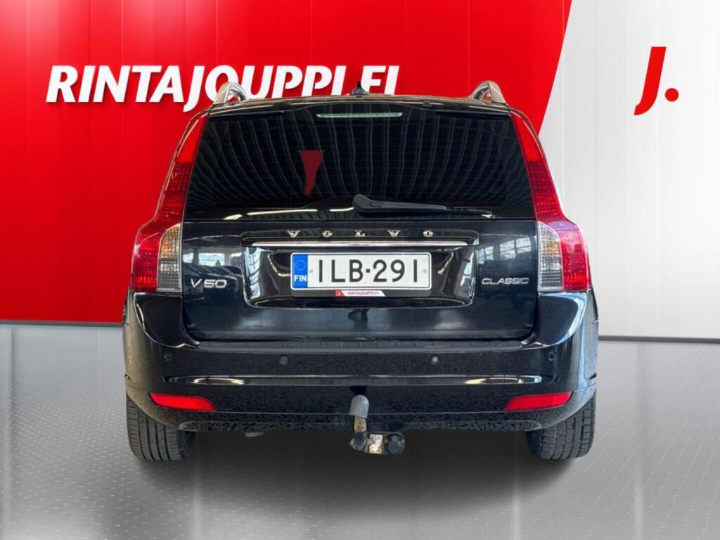 Volvo V50 2012 Musta