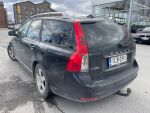 Volvo V50 2012 Musta